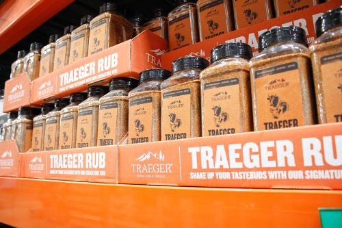 阅读更多关于文章如何使Traeger猪肉和家禽摩擦