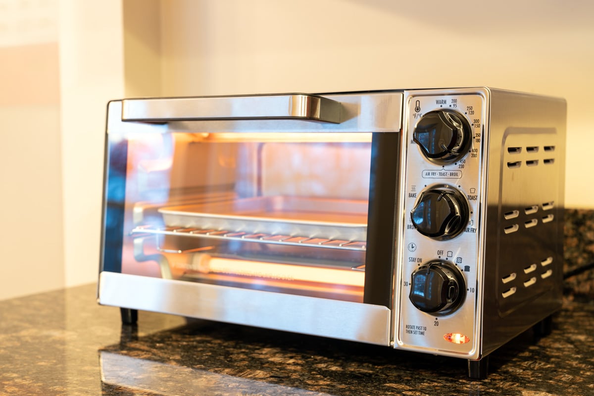 不锈钢现代设计烤箱在厨房花岗岩台面bd手机下载